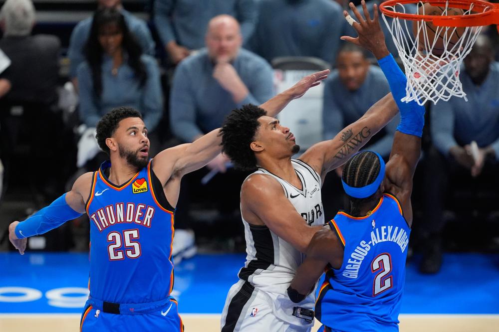 独行侠对阵快船：NBA常规赛胜负看点解析